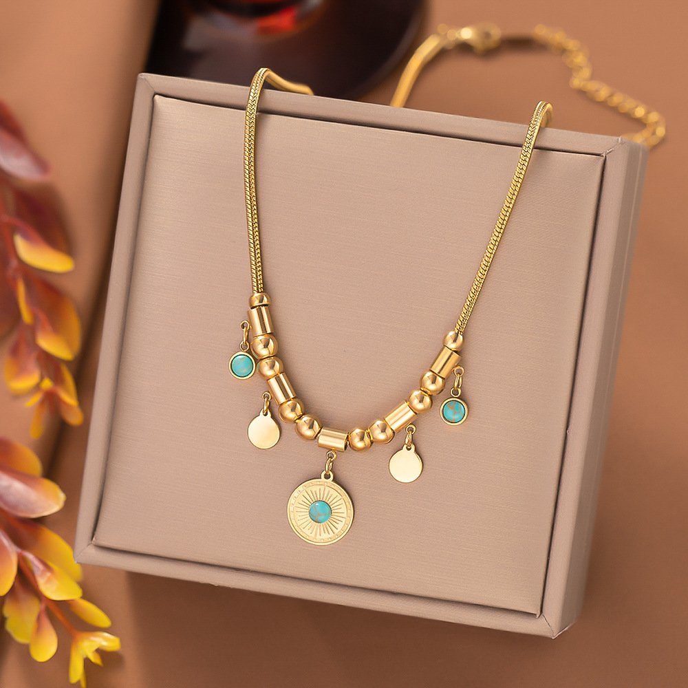 Retro Gold Plated Necklace - Image 4